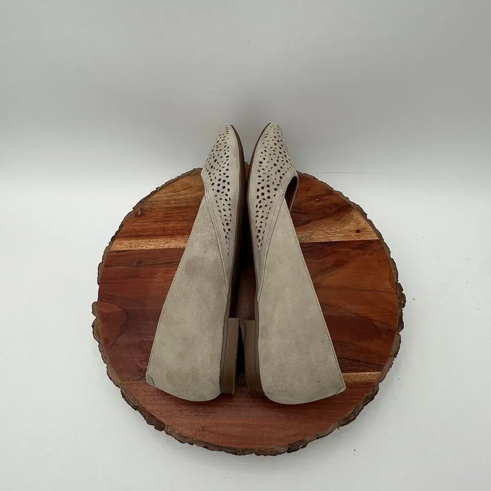 Vionic Carmela Ballet Flats Suede Pointed Toe Size 8 Tan EUC Preppy Quiet Luxury - Picture 6 of 10